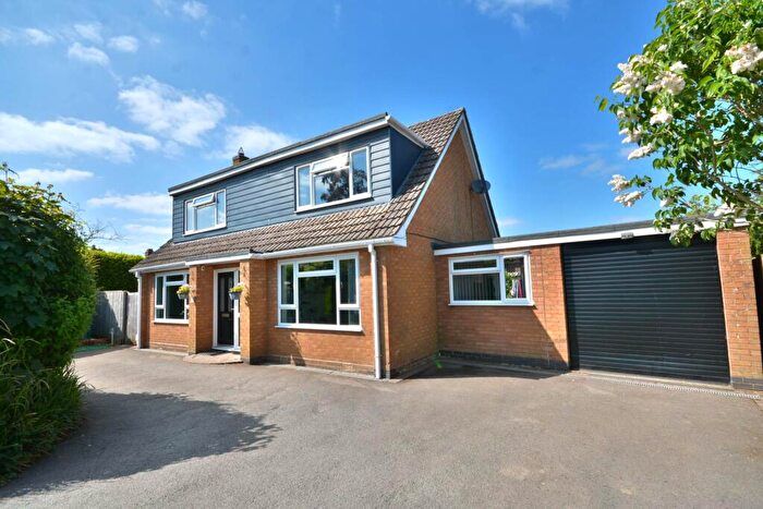 4 Bedroom Detached House For Sale In Almond Close, Barby, CV23