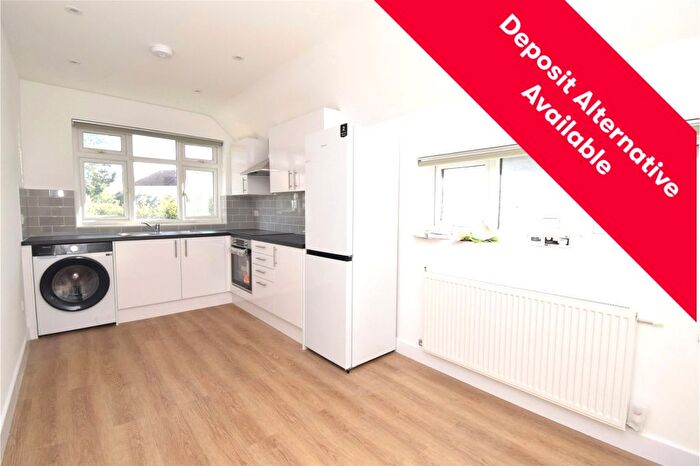 2 Bedroom Flat To Rent In Buck Lane, London, NW9