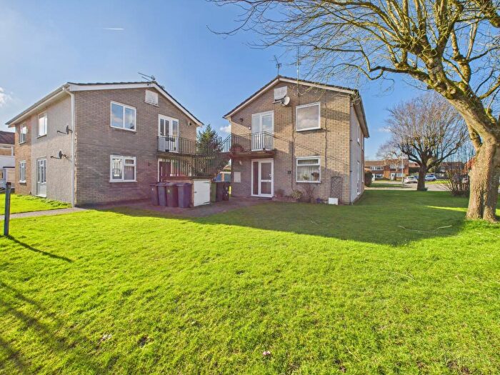 2 Bedroom Maisonette To Rent In Wellfield, Hazlemere, High Wycombe, Buckinghamshire, HP15