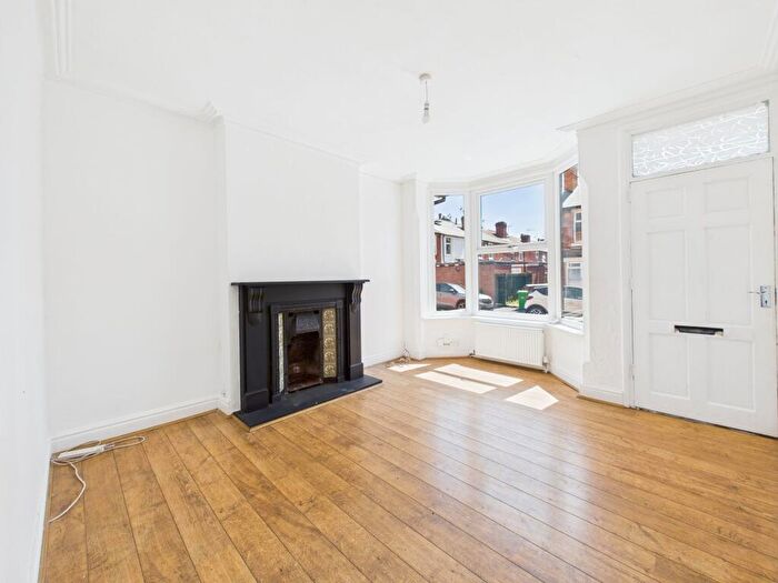 2 Bedroom End Of Terrace House For Sale In Vernon Avenue, Old Basford, Nottingham, NG6