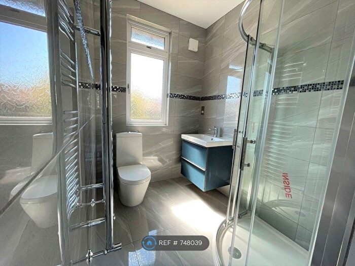 3 Bedroom Terraced House To Rent In Stokesley Street, London, W12