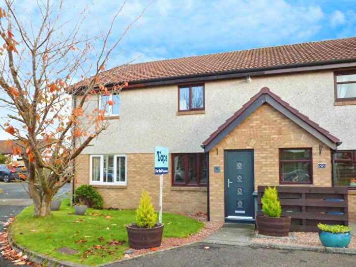 2 Bedroom Terraced House For Sale In Brandy Riggs, Dunfermline, KY12