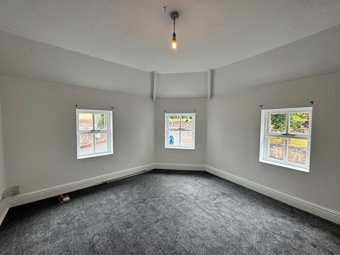 4 Bedroom Cottage To Rent In Welbeck Road, Mansfield, NG19