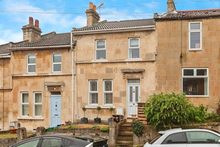 4 Bedroom Terraced House For Sale In Dartmouth Avenue, Bath, BA2