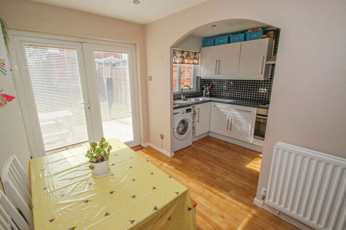 3 Bedroom Terraced House For Sale In Buddle Close, Staddiscombe, Plymstock, PL9