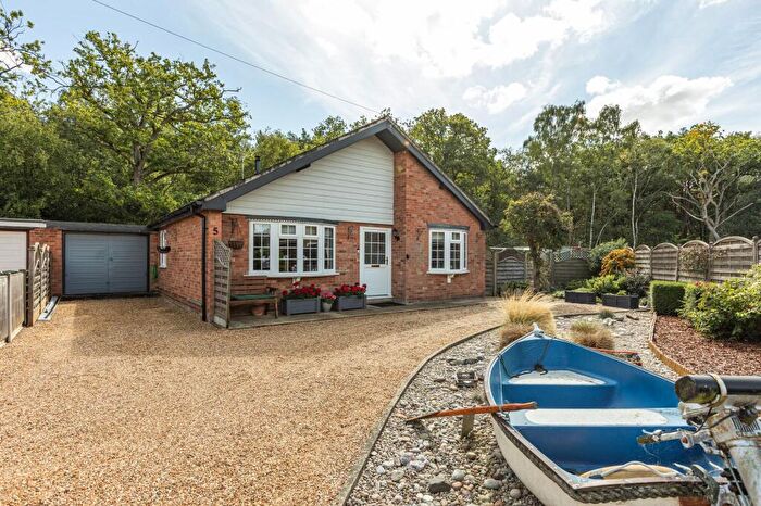 3 Bedroom Detached Bungalow For Sale In North Wootton, PE30