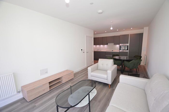 2 Bedroom Flat To Rent In Upton Gardens, Green Street, E13