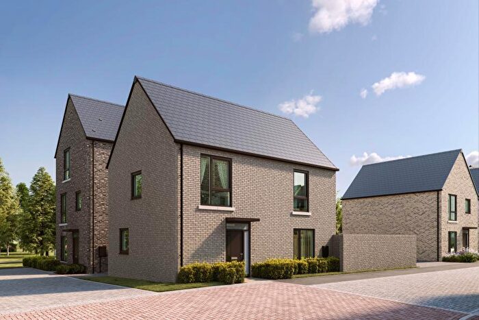 3 Bedroom Detached House For Sale In Newmarket Road, Cambridge, CB5