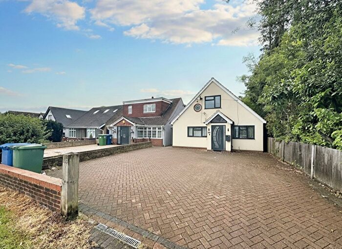 6 Bedroom Bungalow For Sale In Harlington Road, Uxbridge, UB8