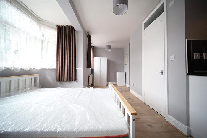 1 Bedroom Flat To Rent In St. Alphege Road, London, N9