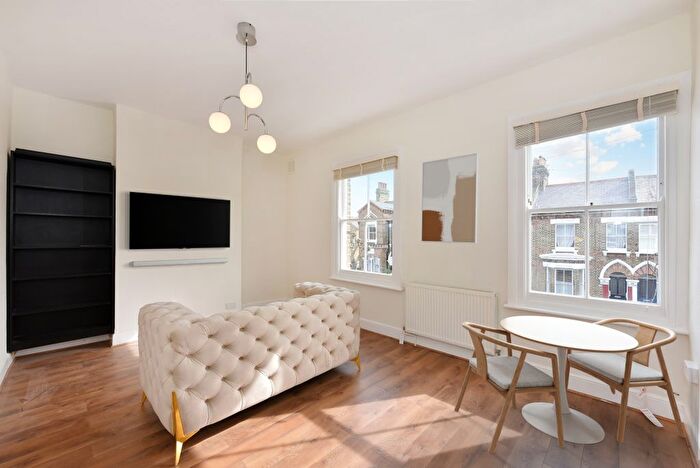1 Bedroom Flat To Rent In Fifth Avenue, W10