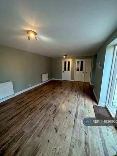 1 Bedroom Flat To Rent In Livingstone Road, Southsea, PO5