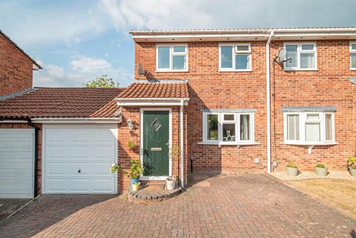 3 Bedroom Semi-Detached House To Rent In Ellington Drive, Basingstoke, RG22