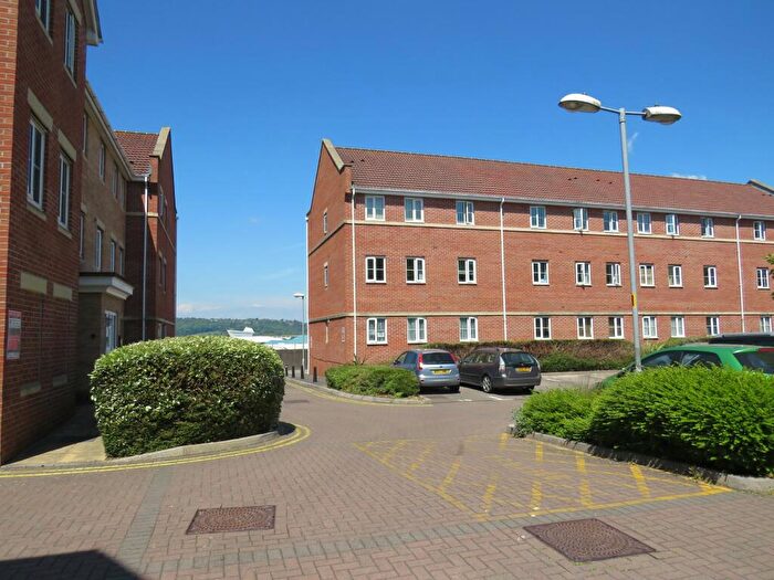2 Bedroom Apartment To Rent In Ashton, Hedgers Close, BS3