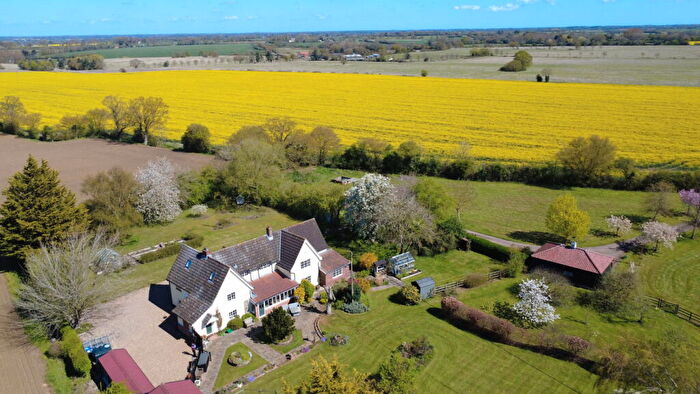6 Bedroom Detached House For Sale In Mendham, Near Harleston, Suffolk, IP20
