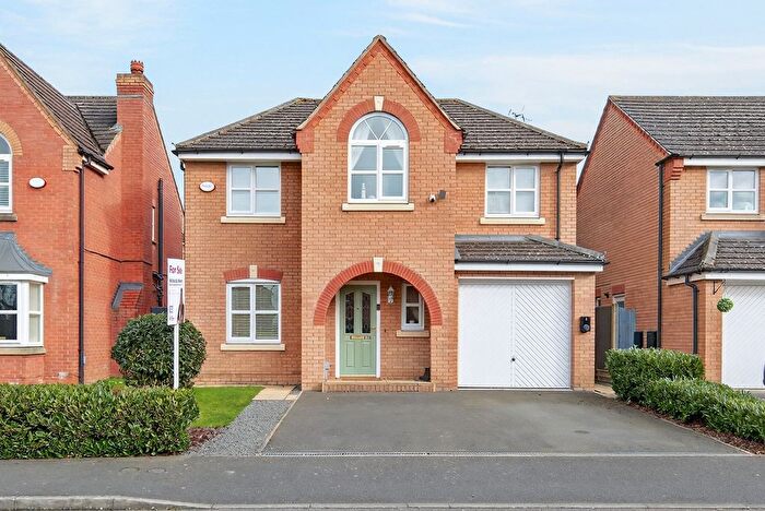 4 Bedroom Detached House For Sale In Newmarket Close, Corby, NN18