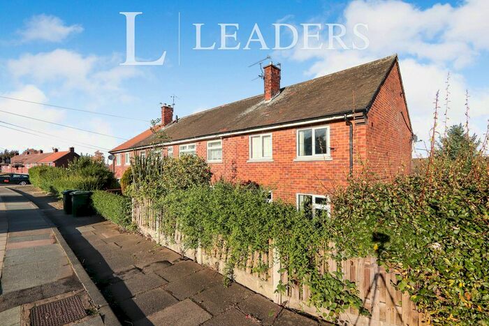 3 Bedroom End Of Terrace House To Rent In Kimberworth Park Road, Rotherham, S61