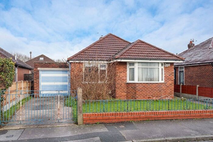 2 Bedroom Bungalow For Sale In Buckfast Road, Sale, Greater Manchester, M33