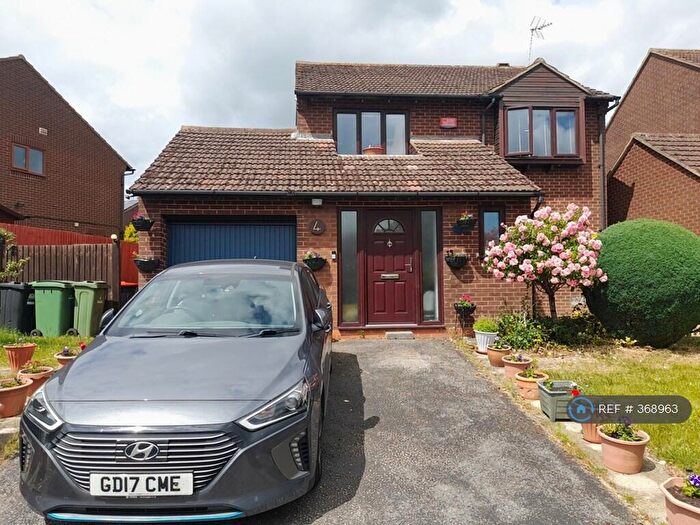 4 Bedroom Detached House To Rent In Leafield Rise, Two Mile Ash, Milton Keynes, MK8