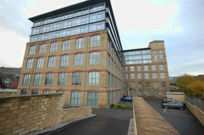 2 Bedroom Flat To Rent In Silk Mill, Dewsbury Road, Elland, West Yorkshire, HX5