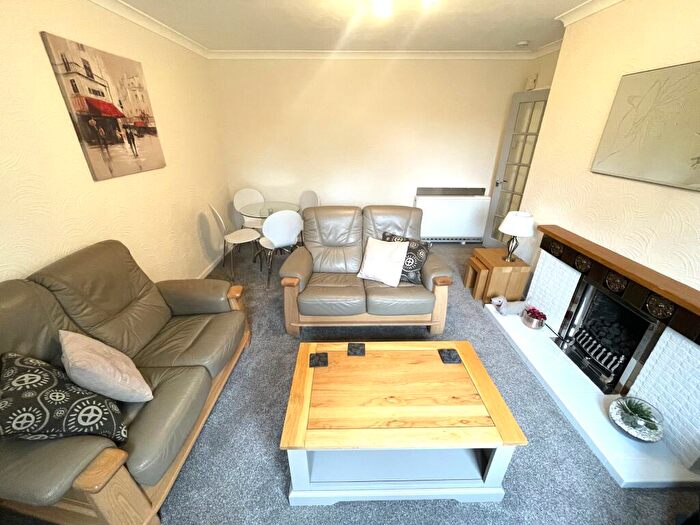 2 Bedroom Flat To Rent In Auchinyell Road, Aberdeen, AB10
