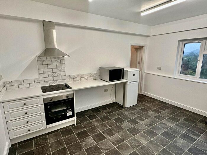 2 Bedroom Flat To Rent In Corsley Heath, BA12