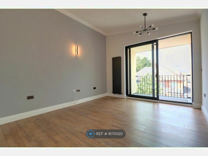 1 Bedroom Flat To Rent In Dsd House, Romford, RM6
