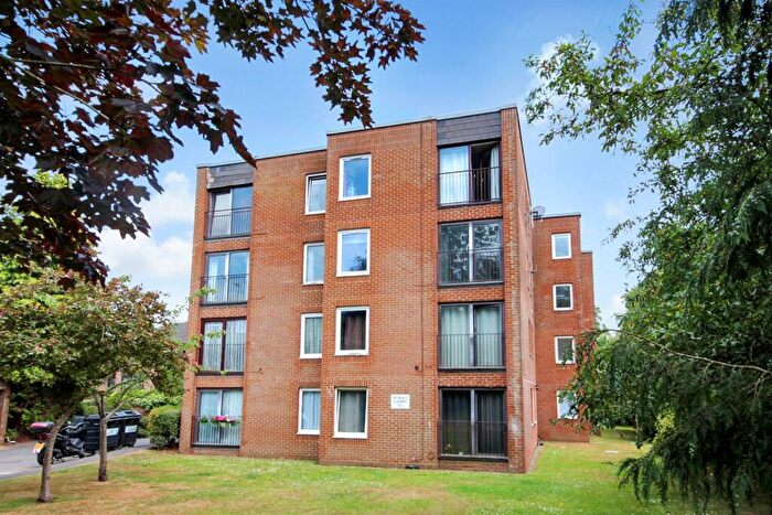 2 Bedroom Flat To Rent In London Road, Patcham, BN1