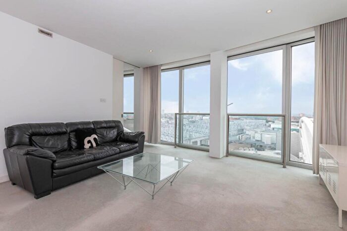 1 Bedroom Apartment To Rent In Rotunda, New Street, B2