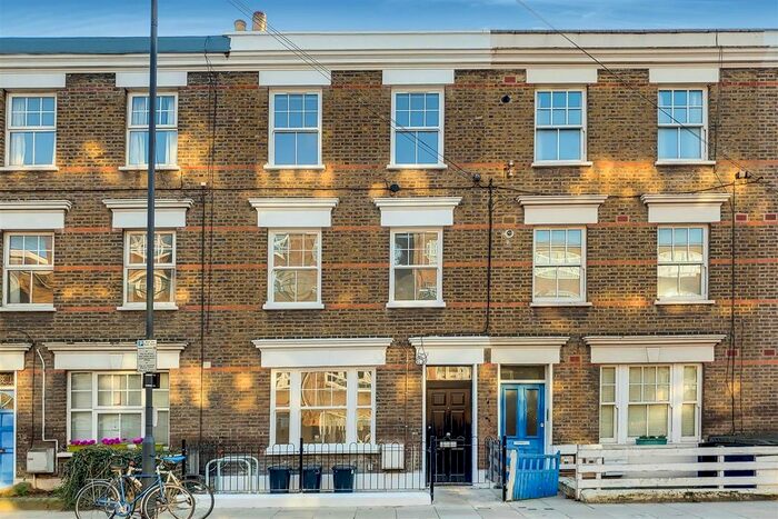 4 Bedroom Terraced House To Rent In Star Road, Hammersmith, London, W14