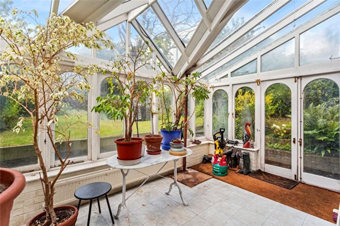 6 Bedroom Terraced House For Sale In Lonsdale Road, Barnes, London, SW13