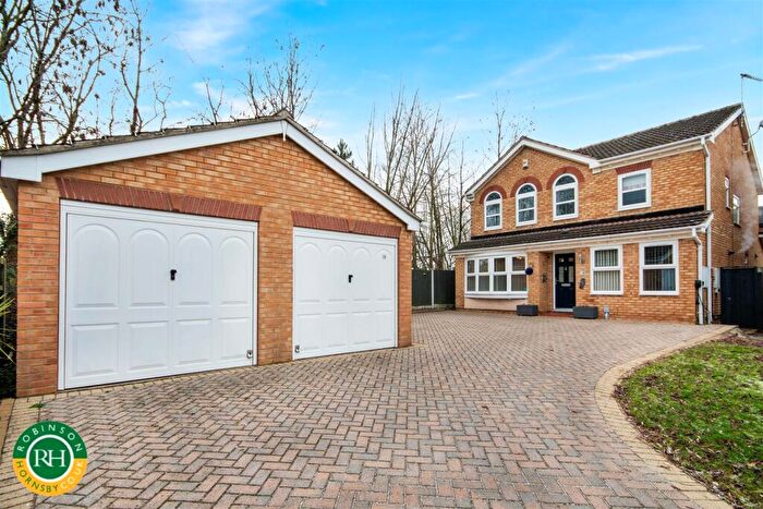 4 Bedroom Detached House For Sale In Coppicewood Court, Balby, Doncaster, DN4