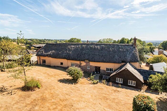 5 Bedroom Detached House For Sale In Plymtree, Cullompton, EX15