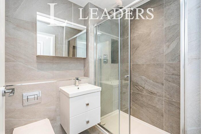 1 Bedroom Apartment To Rent In Compass Point, Romsey Road, SO16