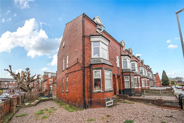 6 Bedroom End Of Terrace House For Sale In Booth Avenue, Manchester, Greater Manchester, M14