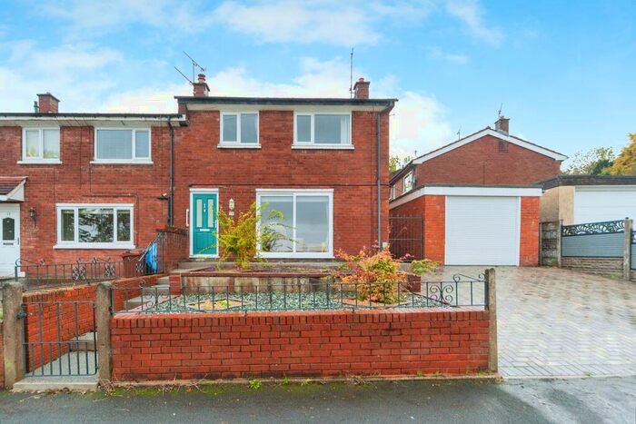 3 Bedroom House For Sale In Tan Y Bryn, Greenfield, Holywell, Flintshire, CH8