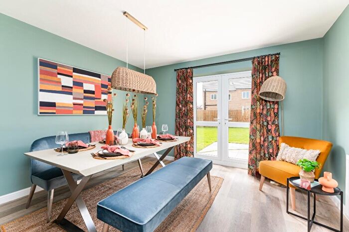 4 Bedroom Detached House For Sale In Boroughbridge Road, Knaresborough, HG5