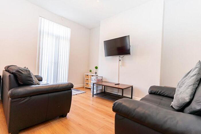 4 Bedroom Terraced House To Rent In Avondale Road, Liverpool, L15