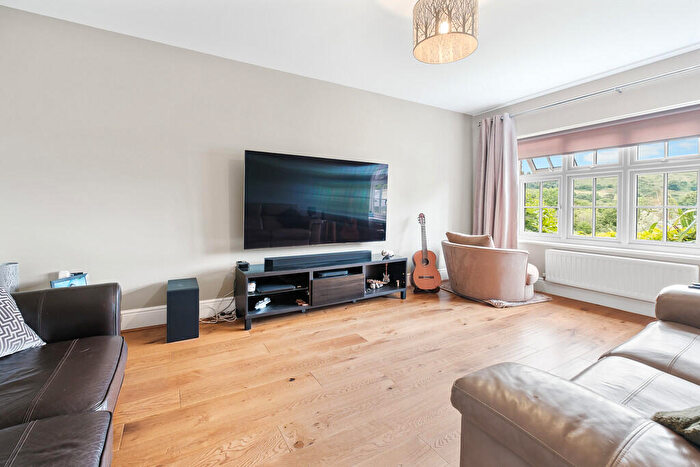 4 Bedroom Detached House For Sale In Clos Goch, Pentyrch, Cardiff, CF15 - Photo 3