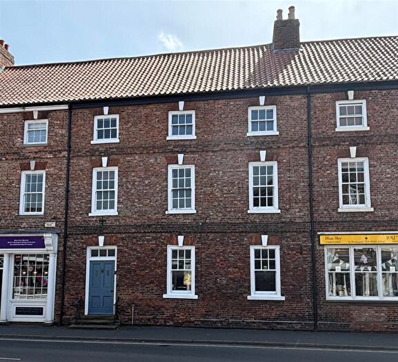 5 Bedroom Town House For Sale In Bridgegate, Howden, Goole, DN14