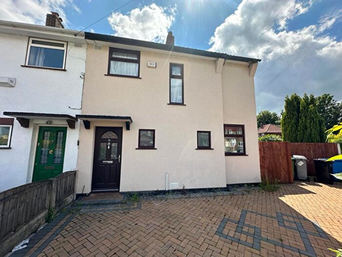 3 Bedroom Semi-Detached House To Rent In Cherry Tree Walk, Stretford, M32
