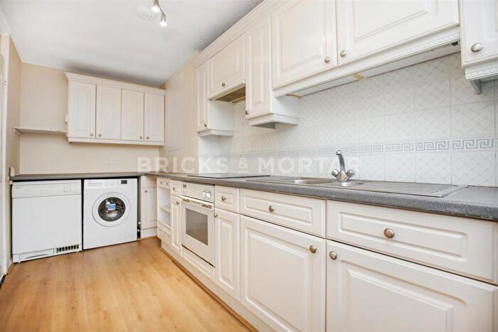 2 Bedroom Maisonette To Rent In Clarewood Green, City Centre, NE4