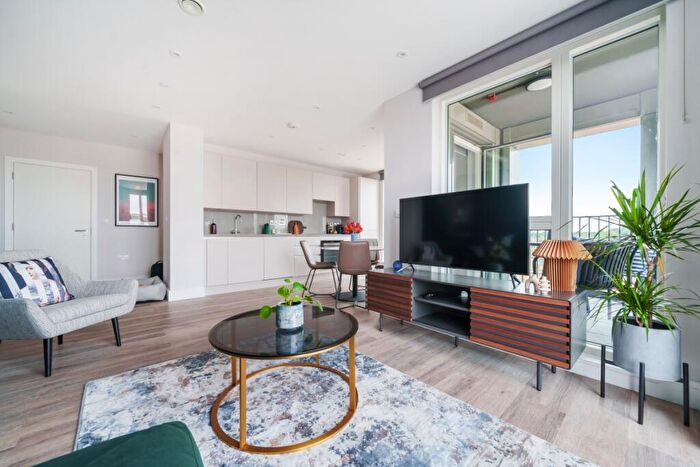 2 Bedroom Apartment To Rent In Kooky Redhill, Marketfield Way Redhill, RH1