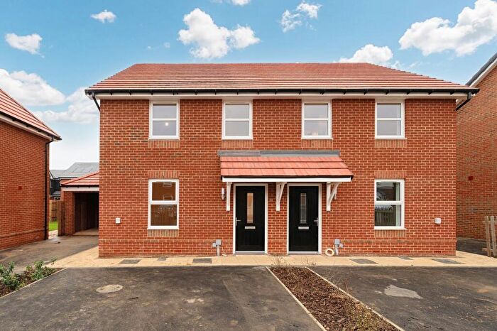 3 Bedroom Semi-Detached House To Rent In Dragon Way, Sturry, Canterbury, Kent, CT2