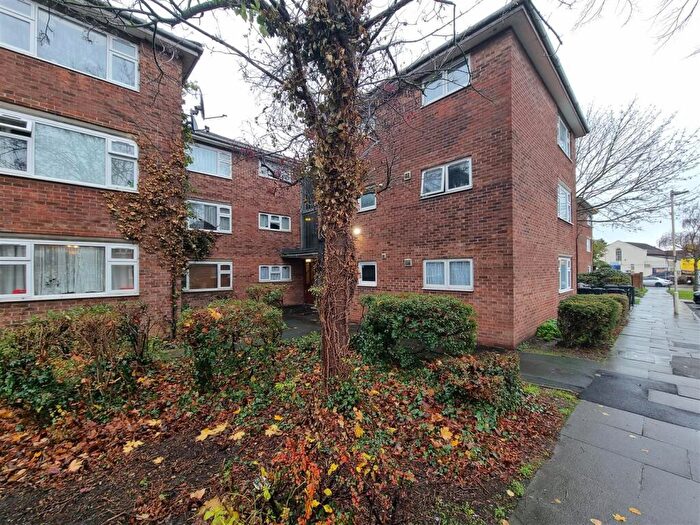 1 Bedroom Flat For Sale In Westbury Road, IG11