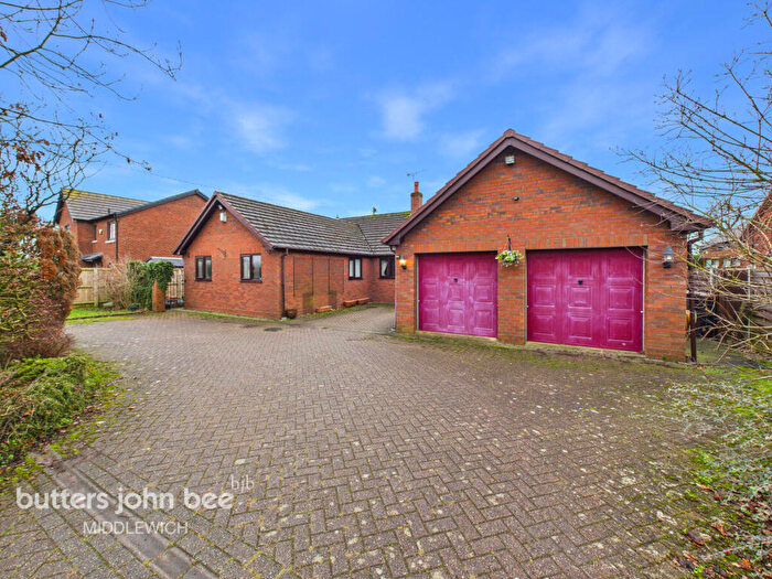 3 Bedroom Detached Bungalow For Sale In Walleys Green, Middlewich, CW10