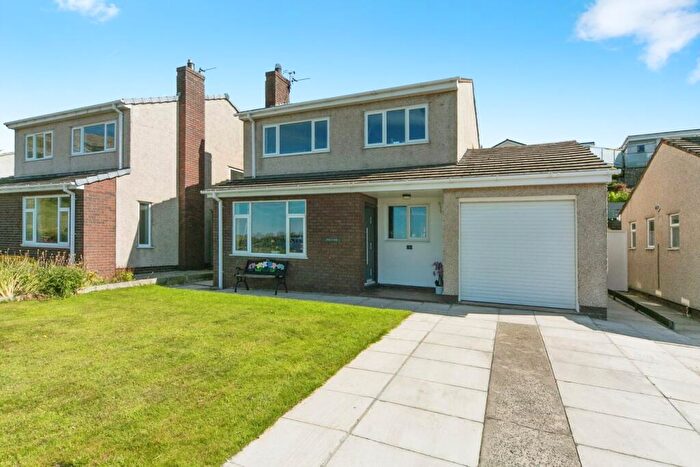 4 Bedroom Detached House For Sale In Rhiwledyn, Llandudno, LL30