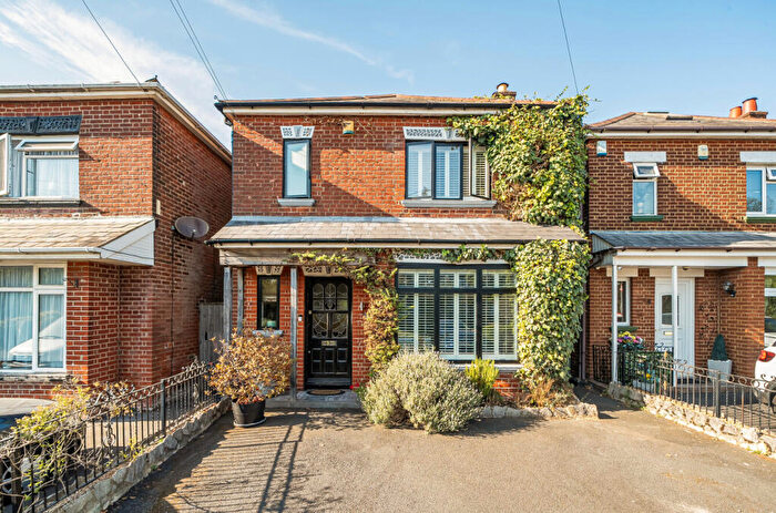 3 Bedroom Detached House For Sale In Paynes Road, Freemantle, Southampton, Hampshire, SO15