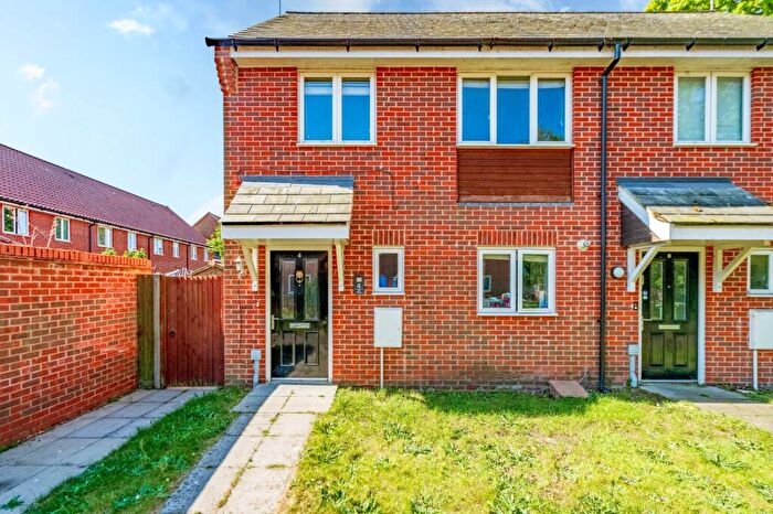 3 Bedroom Semi-Detached House For Sale In Iris Walk, Carbrooke, IP25