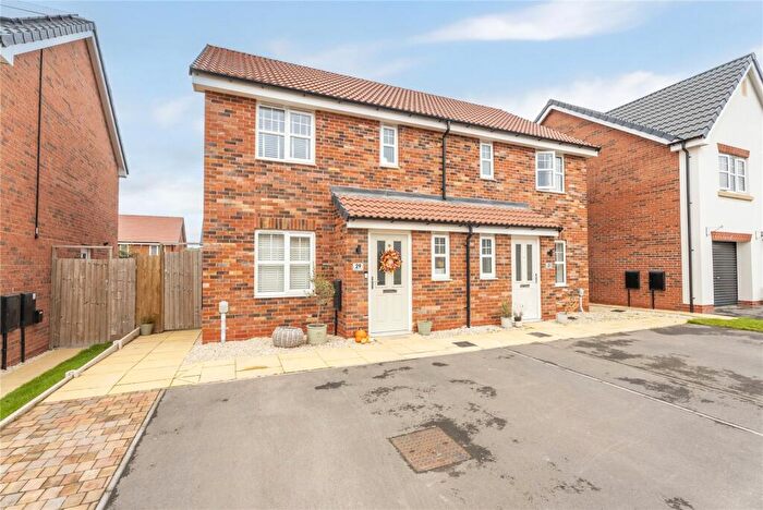 3 Bedroom Semi Detached House For Sale In Butterfly Lane, Calverton, Nottingham, Nottinghamshire, NG14